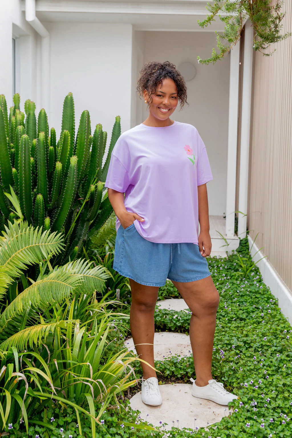 Choose Kindness Tee in Pastel Lilac - Image 4