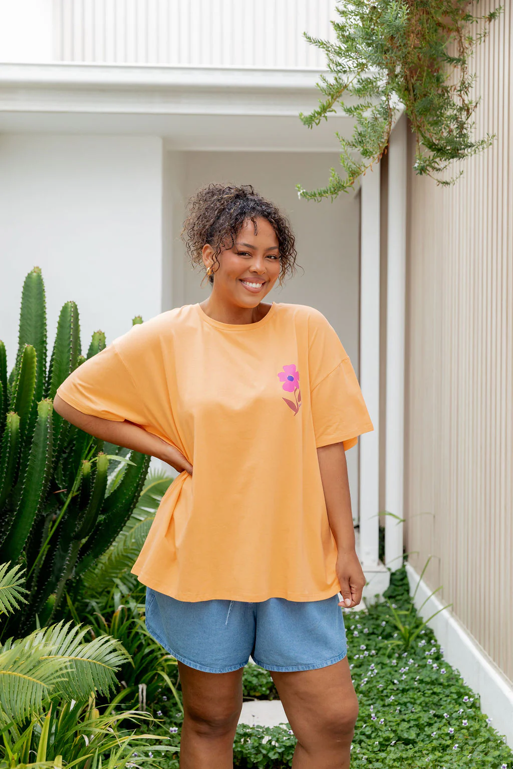 Choose Kindness Tee in Peach - Image 23