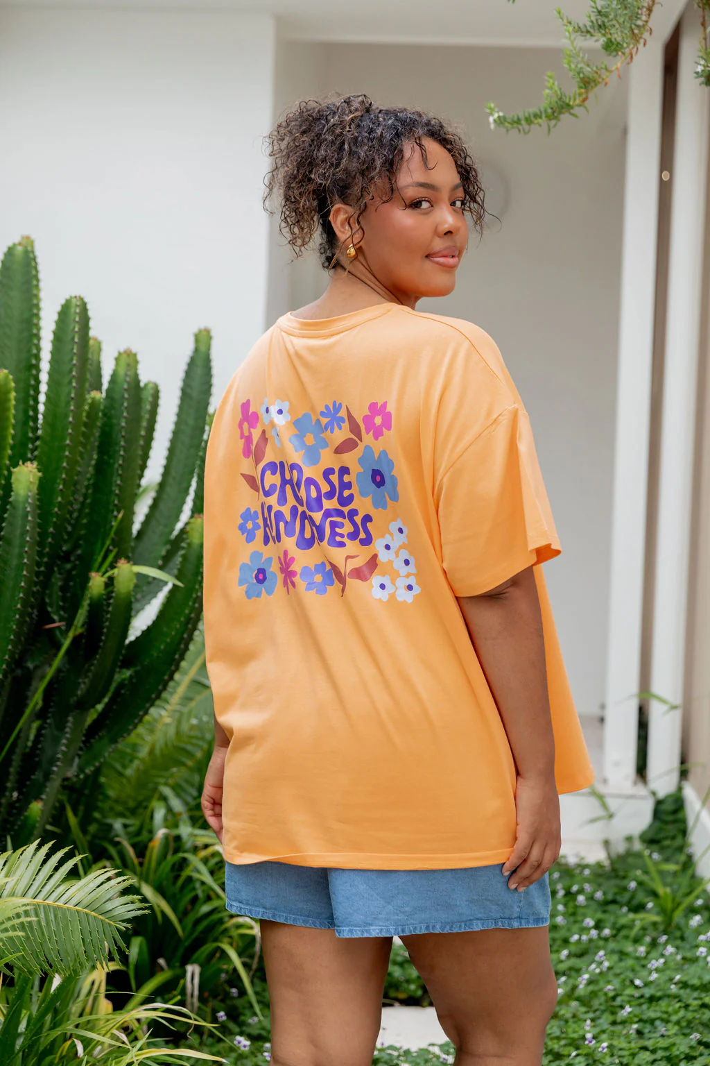 Choose Kindness Tee in Peach - Image 35