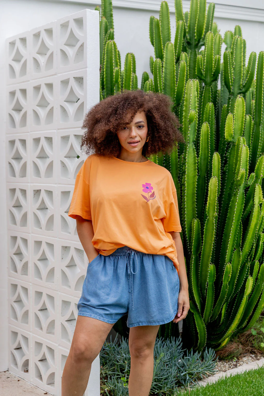 Choose Kindness Tee in Peach - Image 41