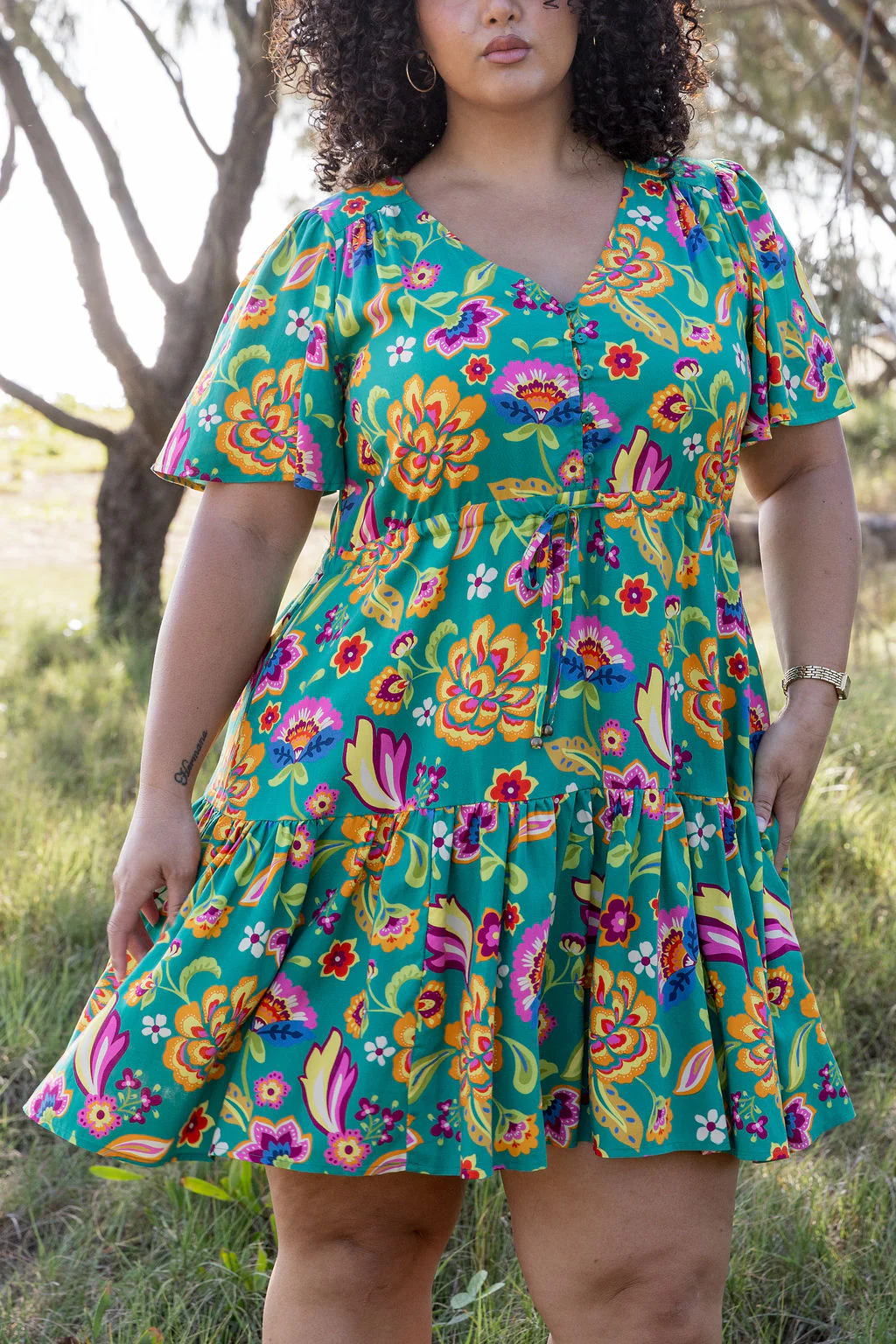 Esmae Dress in Emerald Dreams - Image 10