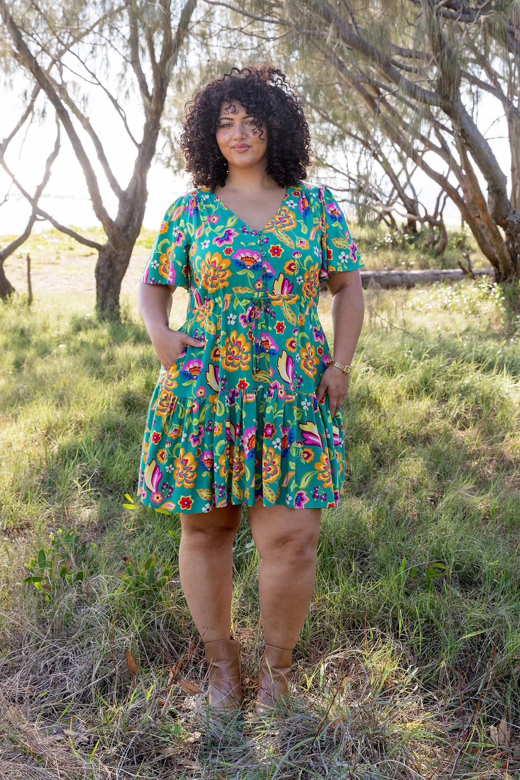 Esmae Dress in Emerald Dreams - Image 2