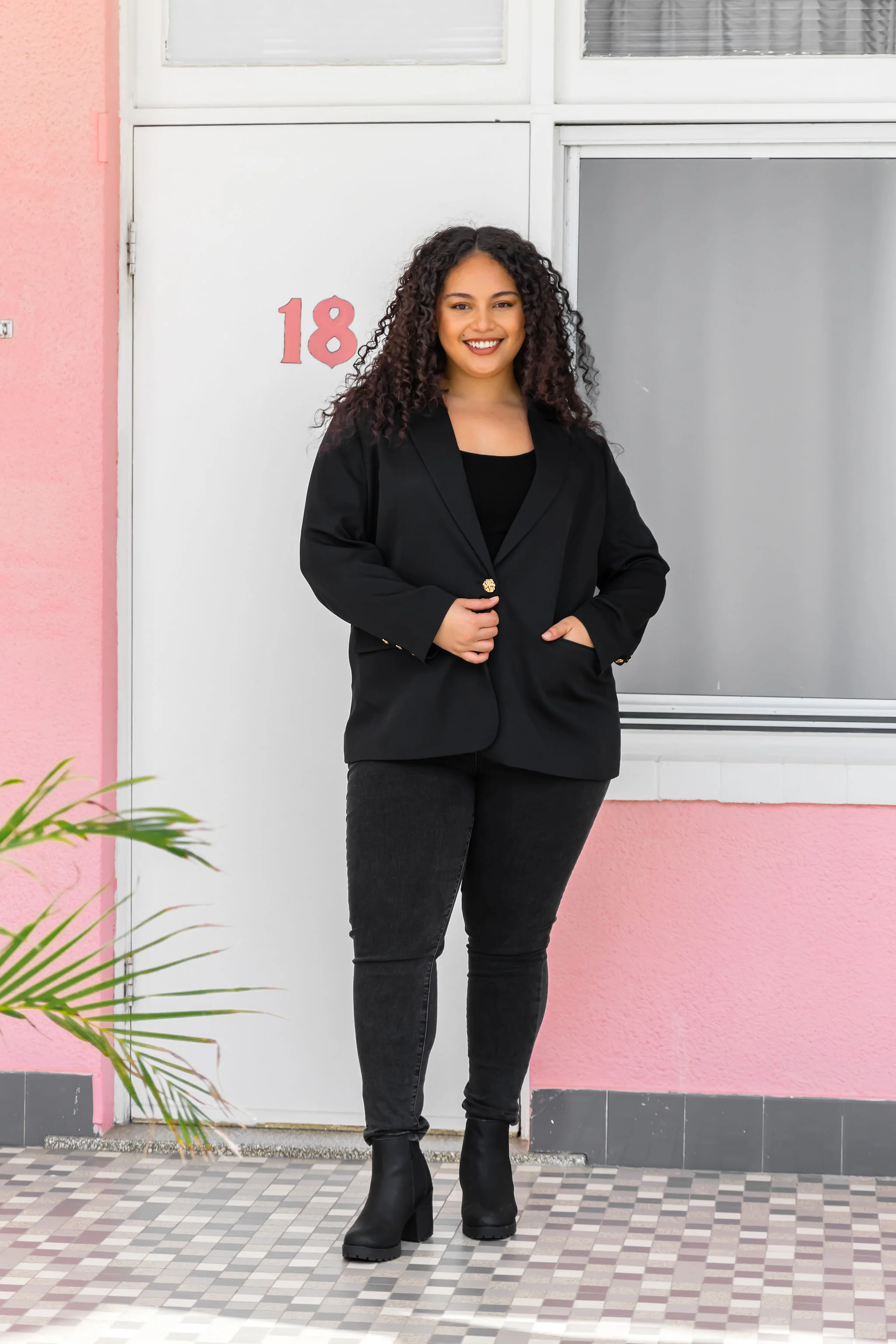 Myles Blazer in Black - Image 31