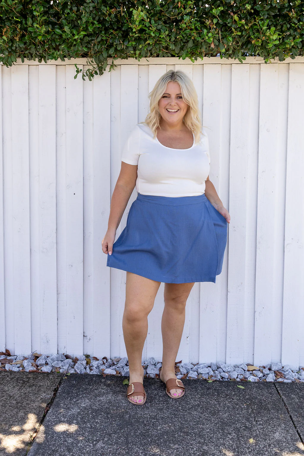 Samara Linen Blend Skort in Denim Blue - Image 4
